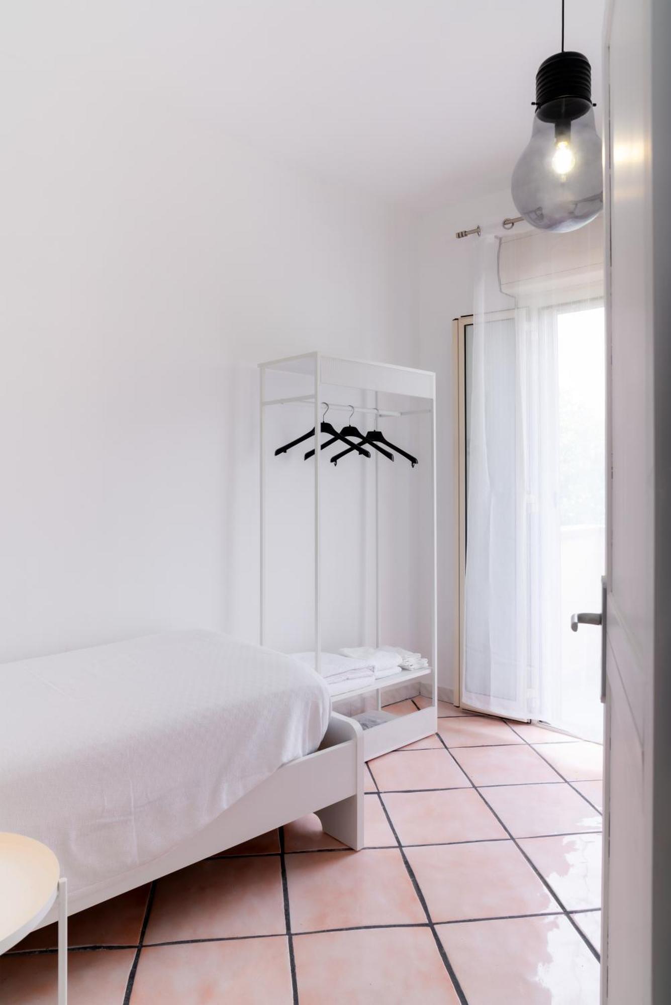 Mondello Cottage Bagian luar foto