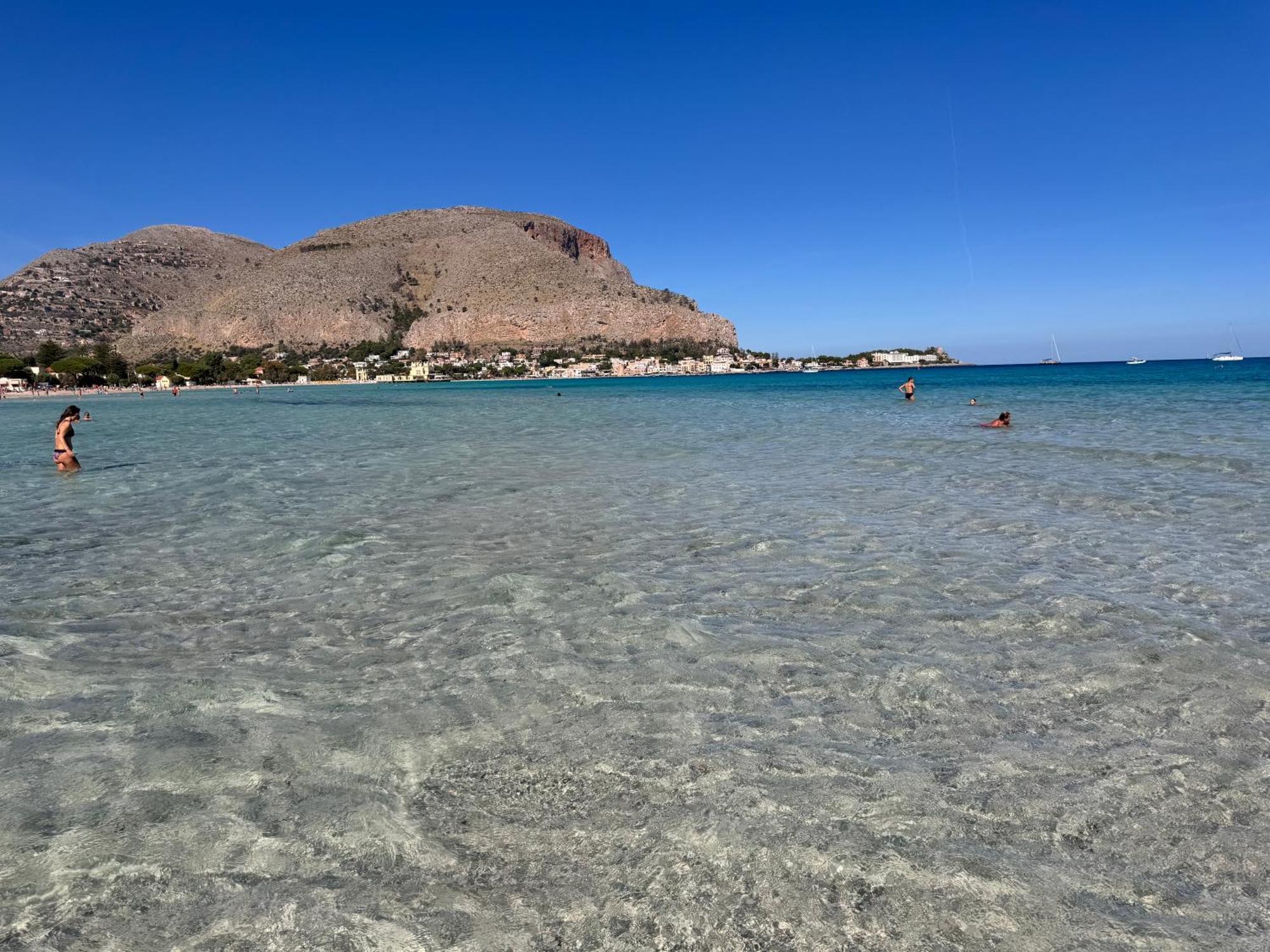 Mondello Cottage Bagian luar foto