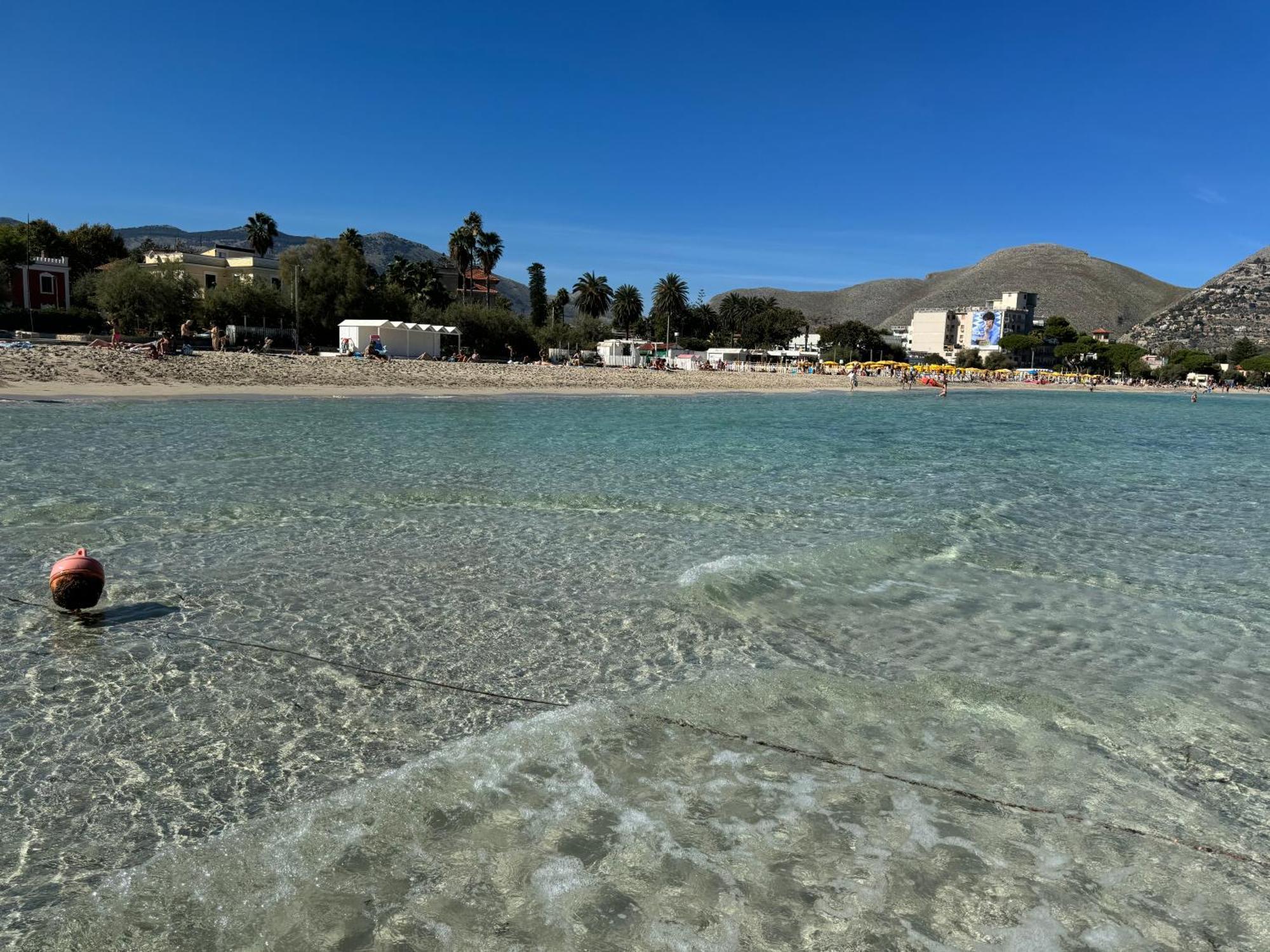 Mondello Cottage Bagian luar foto